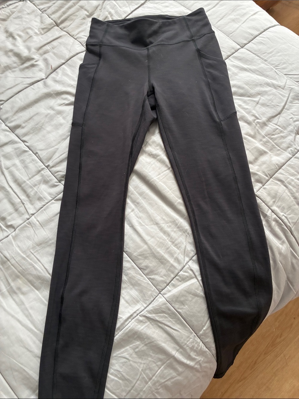 Lulu lemon black yoga pants